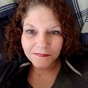 Meet your Posher, Candie